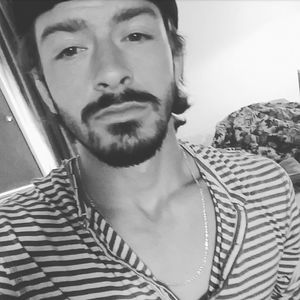 Meet your Posher, Zachary