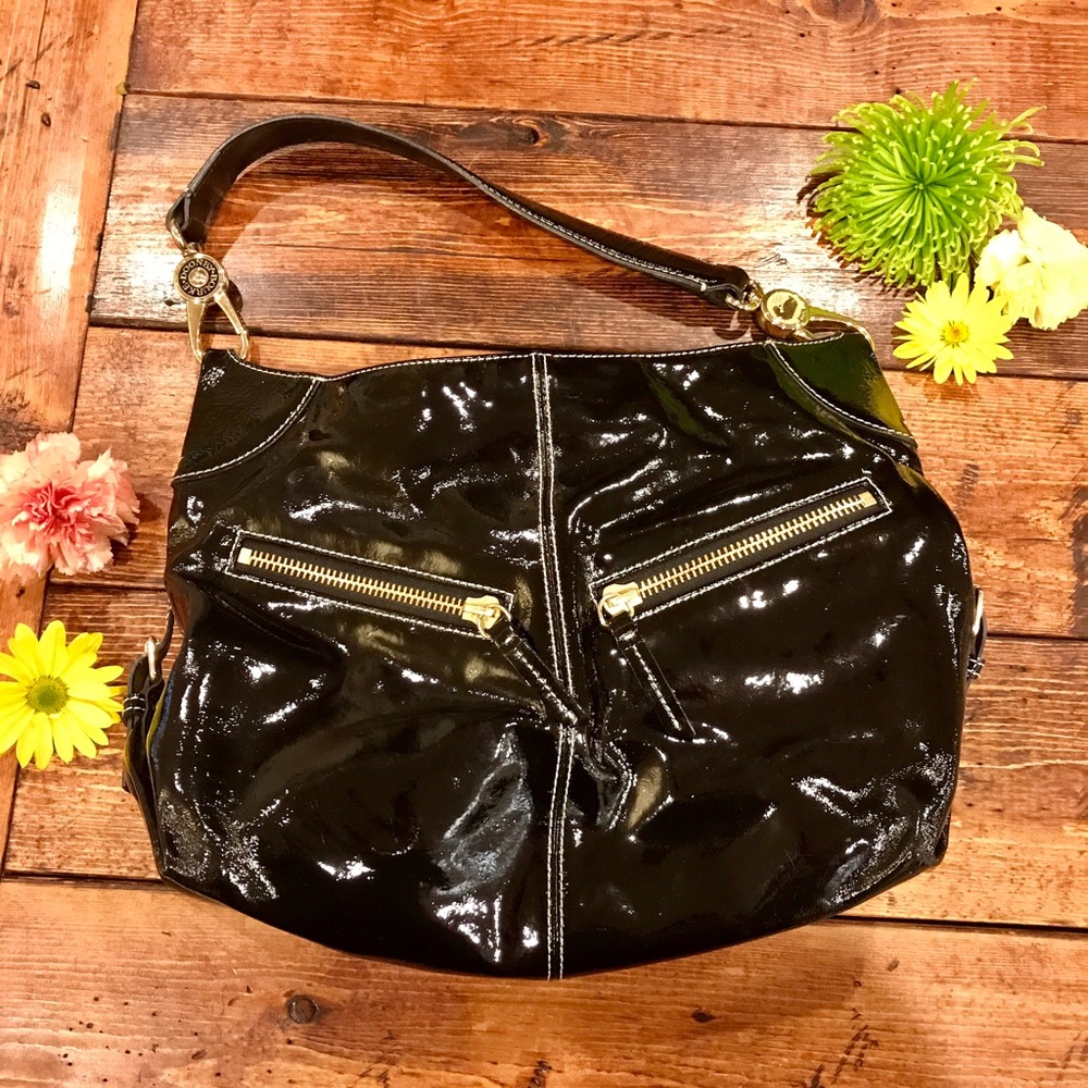 Black leather Dooney and Bourke hobo purse