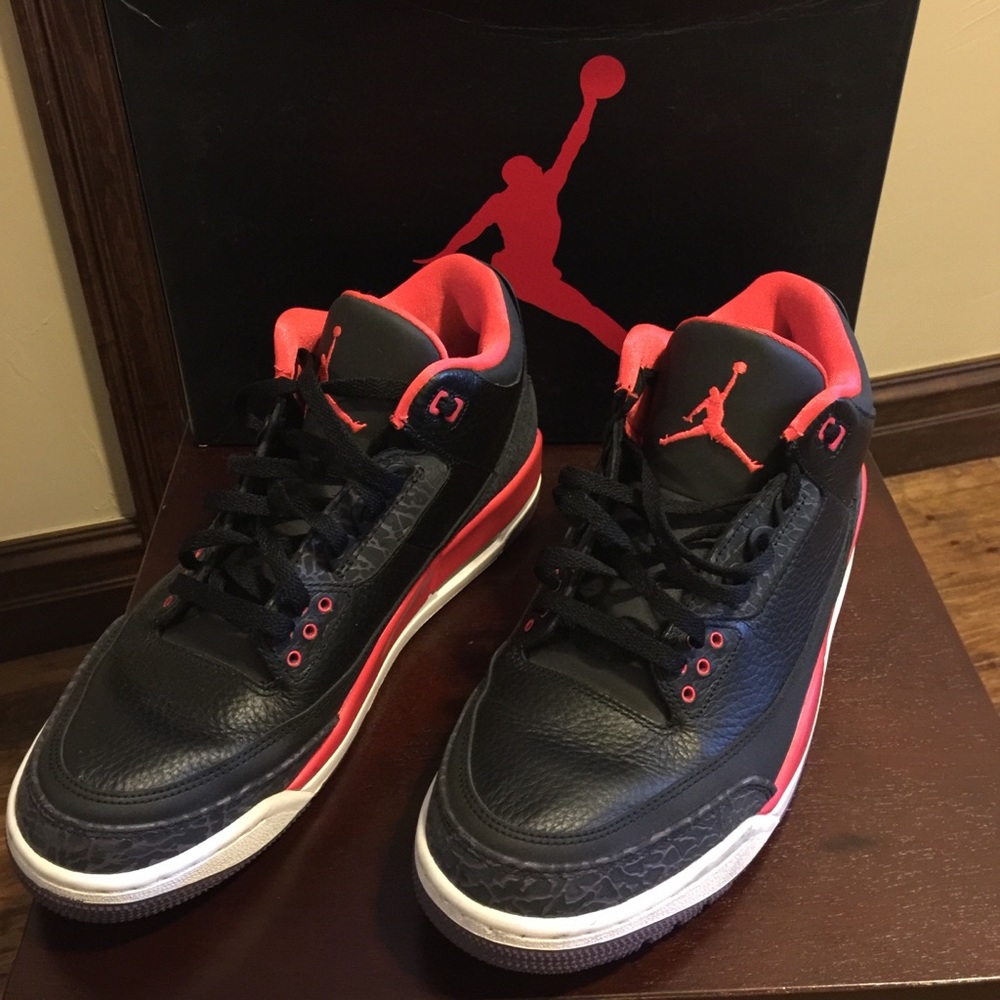 Air Jordan Retro 3 Crimson