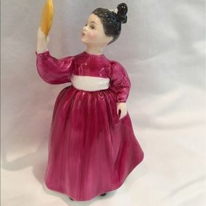 Royal Doulton Figurine. ' VANITY '