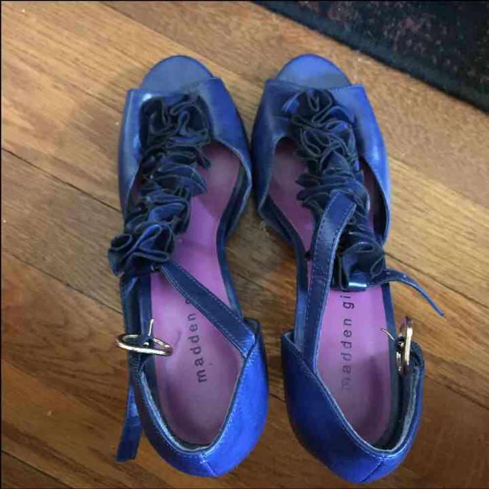 Navy blue madden girl shoes