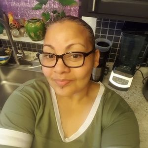 Meet your Posher, Celia