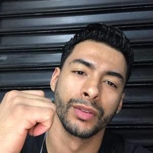 Meet your Posher, Jonathan