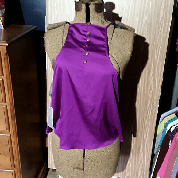 Jennifer Lopez Tops - Jennifer lopez jewel neckline sleeveless top