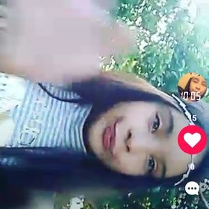 Meet your Posher, Valerie