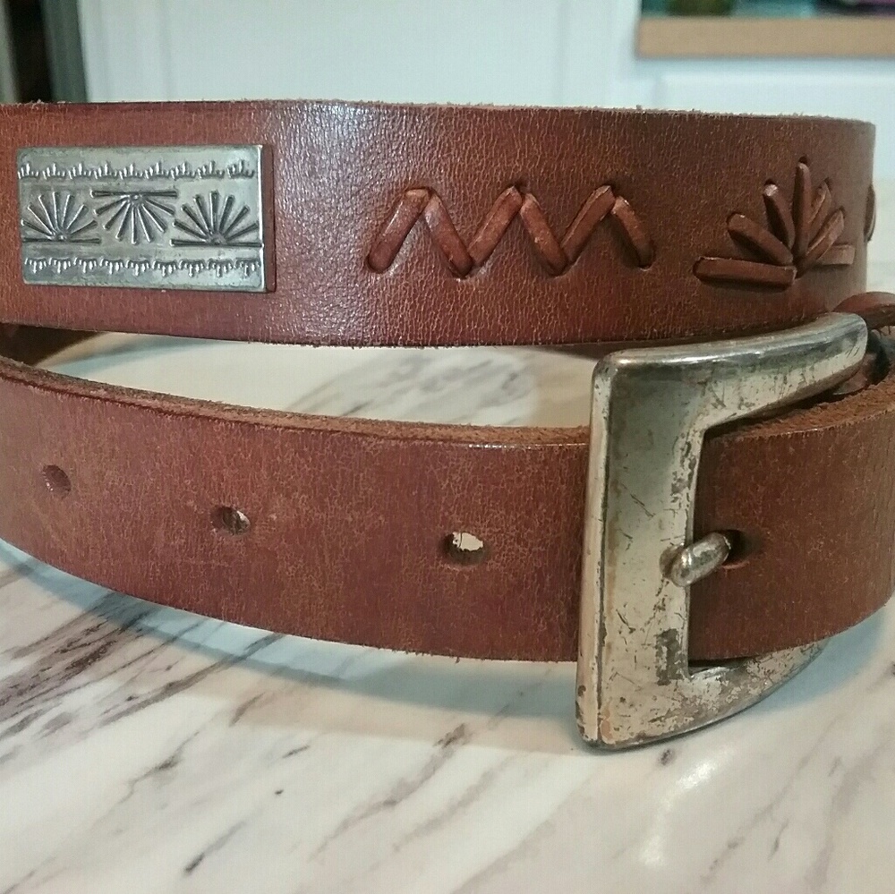 Fossil brown leather belt Southwestern flair