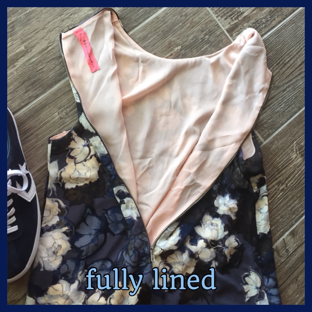 🖤Medium Dress up or down eight sixty floral pop - Picture 6 of 7