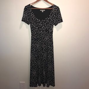 Danny & Nicole Dress size Medium