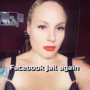 Meet your Posher, Genevieve