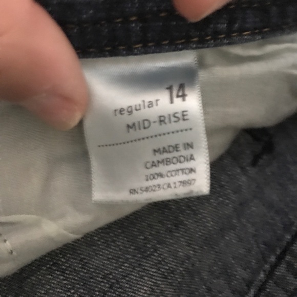 Capris - Picture 2 of 3