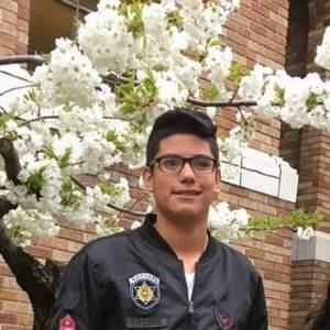 Meet your Posher, Isela