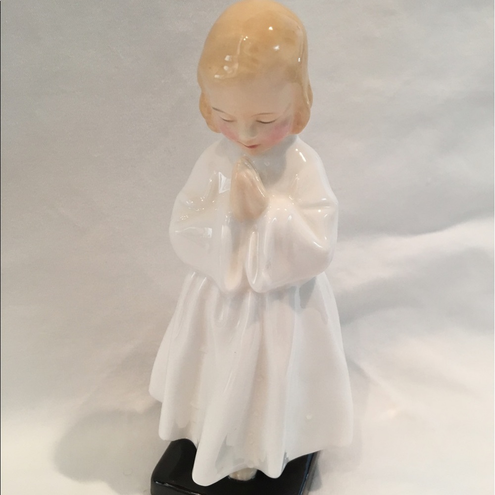 Royal Doulton Figurine ' BEDTIME '
