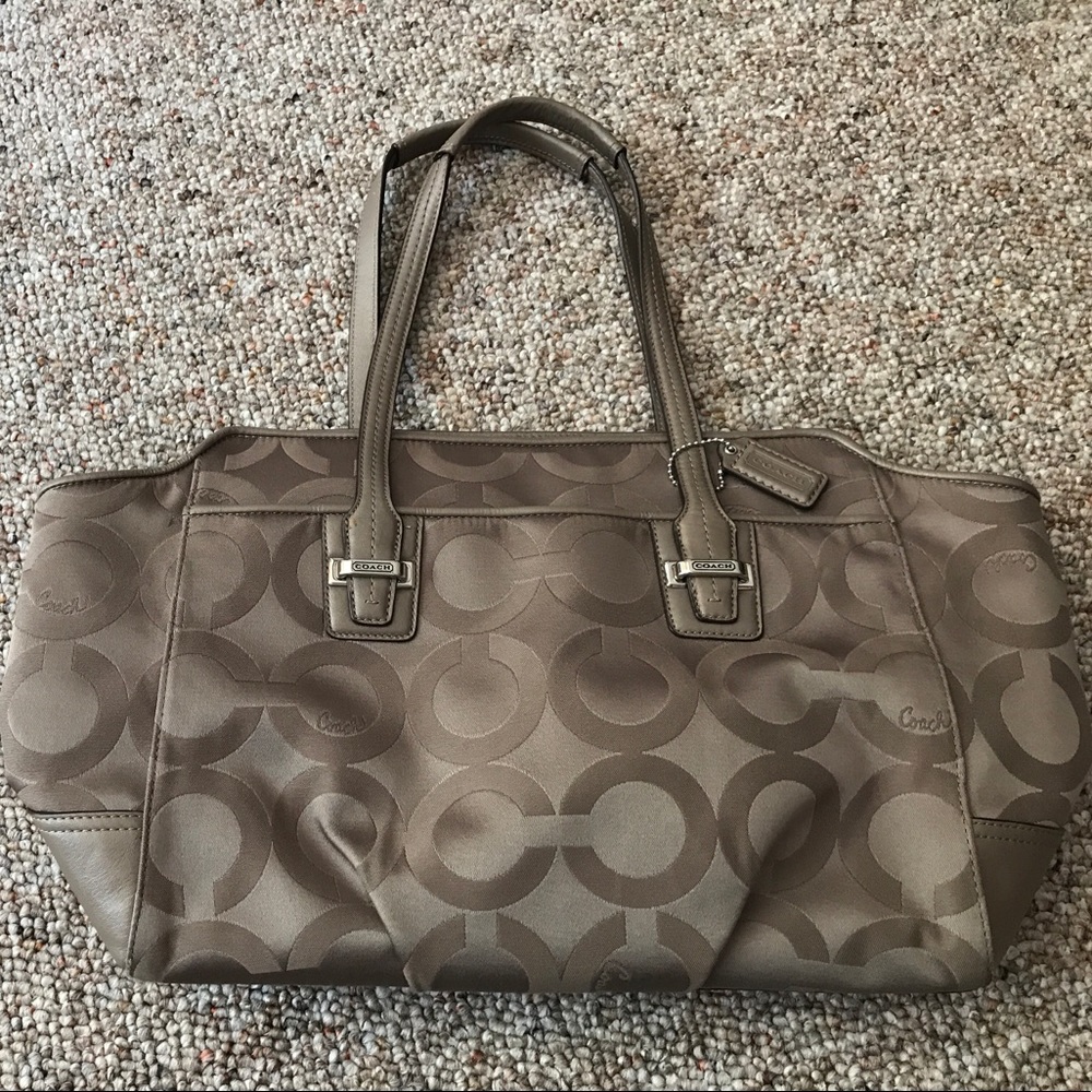 Coach shoulder bag