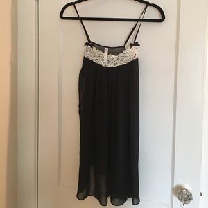 🎁 NWT Gilligan & O'Malley Chiffon Chemise, Size S