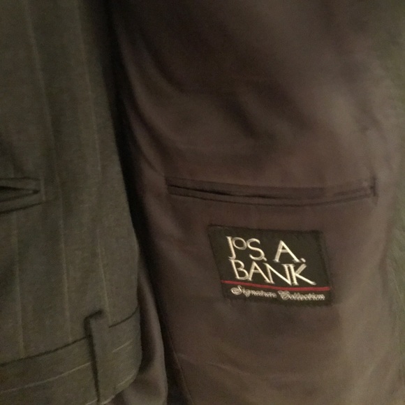 Men's suit - Picture 3 of 3