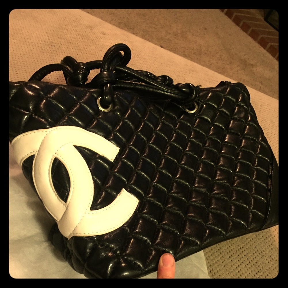 Black purse