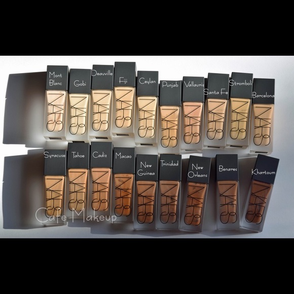 NARS All Day Luminous Foundation - Picture 1 of 2