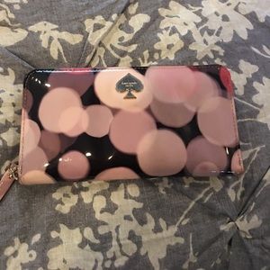 Kate Spade zip around wallet