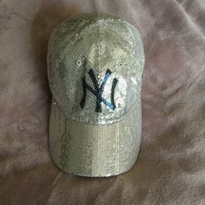 NY Yankees Pink SnapBack