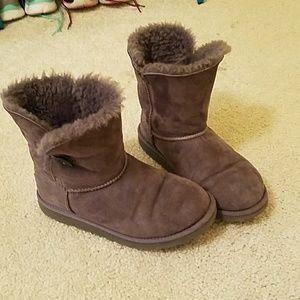 Bailey Button Ugg boots