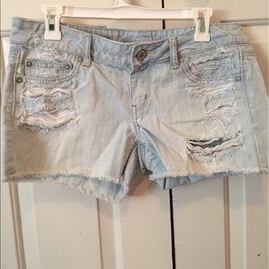 Light Wash Distressed Stress