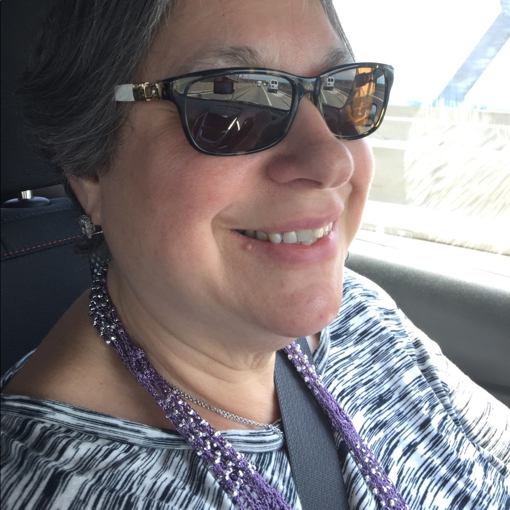 Meet your Posher, Bonnie