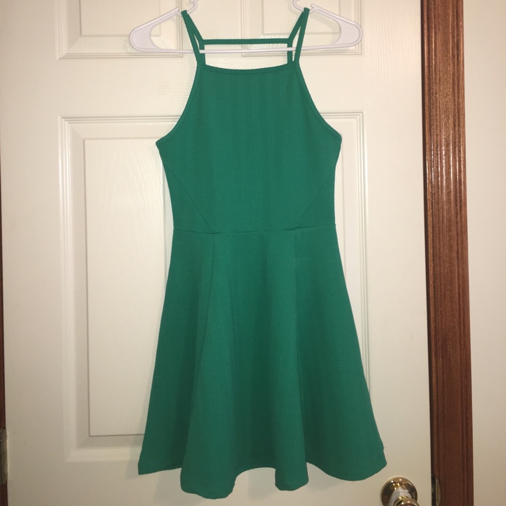 🎉 Brand new! Divided summer dress! green skater