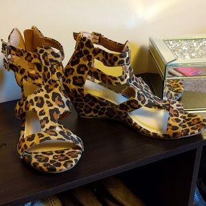 Leopard print wedges