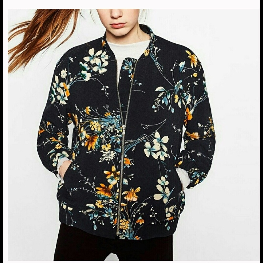 Zara Quilted Bomber Jacket Size Small