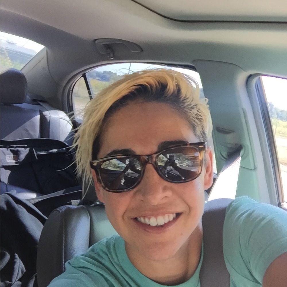 Meet your Posher, Jenny