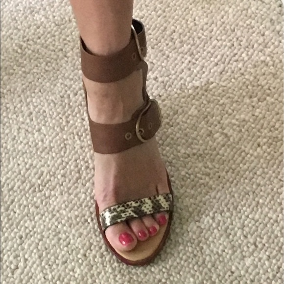 Dolve Vita Wedges, Size 9 - Picture 6 of 7