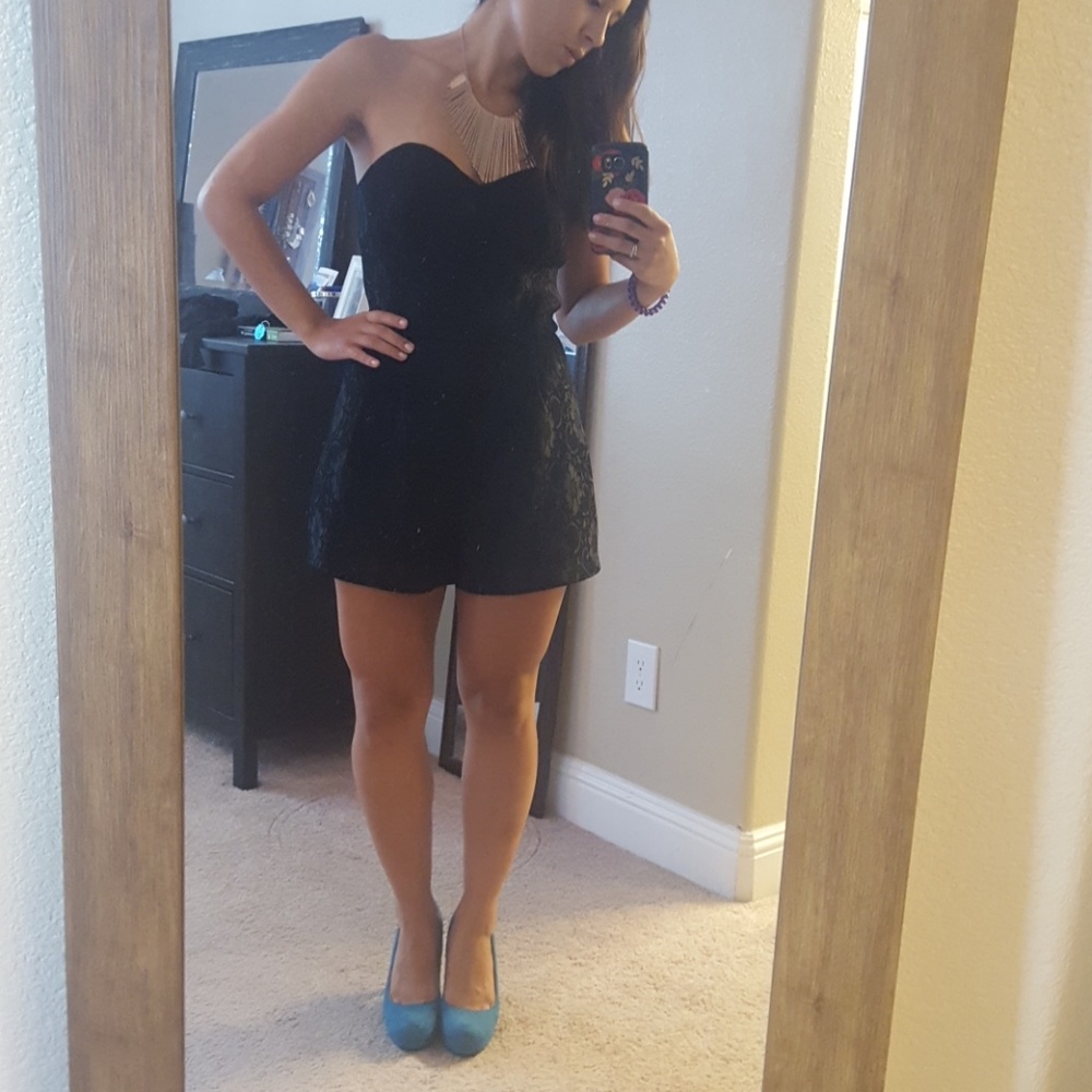 Black lace strapless romper