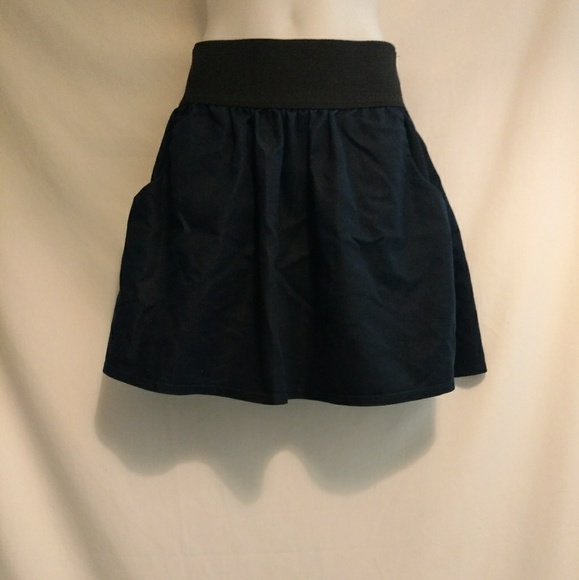 French Atmosphere Dresses & Skirts - { French Atmosphere } Chambray Skirt