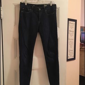 GAP Dark-wash ankle length jeans (size: 29 short)