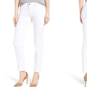 $188 - NWT! AG Prima White Jeans size 24
