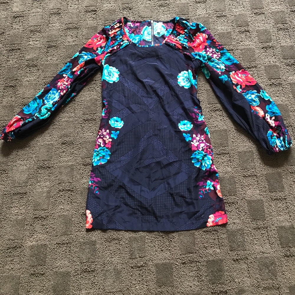 Light weight dress