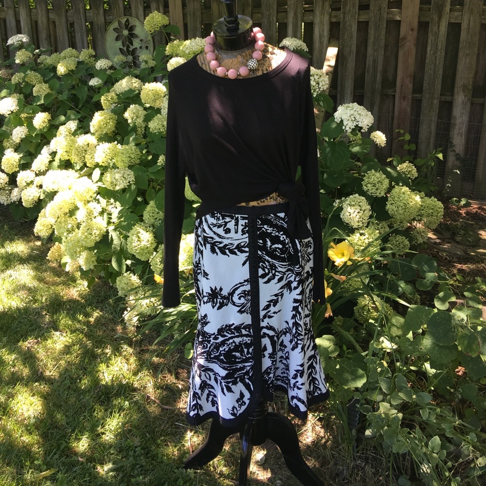 ANTHROPOLOGIE skirt