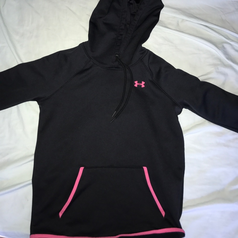Black and pink under armour sweatshirt
