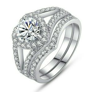 Brilliant Heart Cut 925 Sterling Silver Ring Set