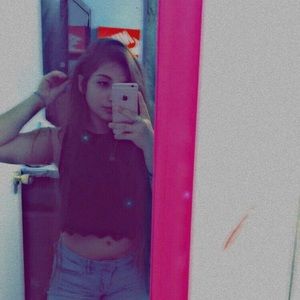 Meet your Posher, Allison