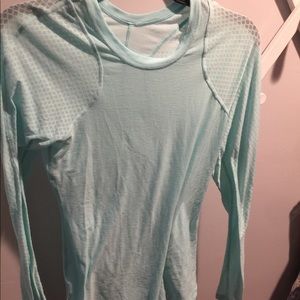 long sleeve lulu lemon athletic wear