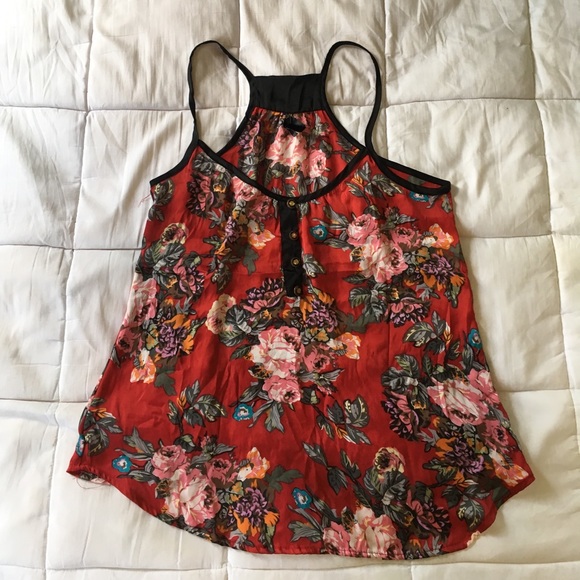 Red floral print blouse - Picture 2 of 3