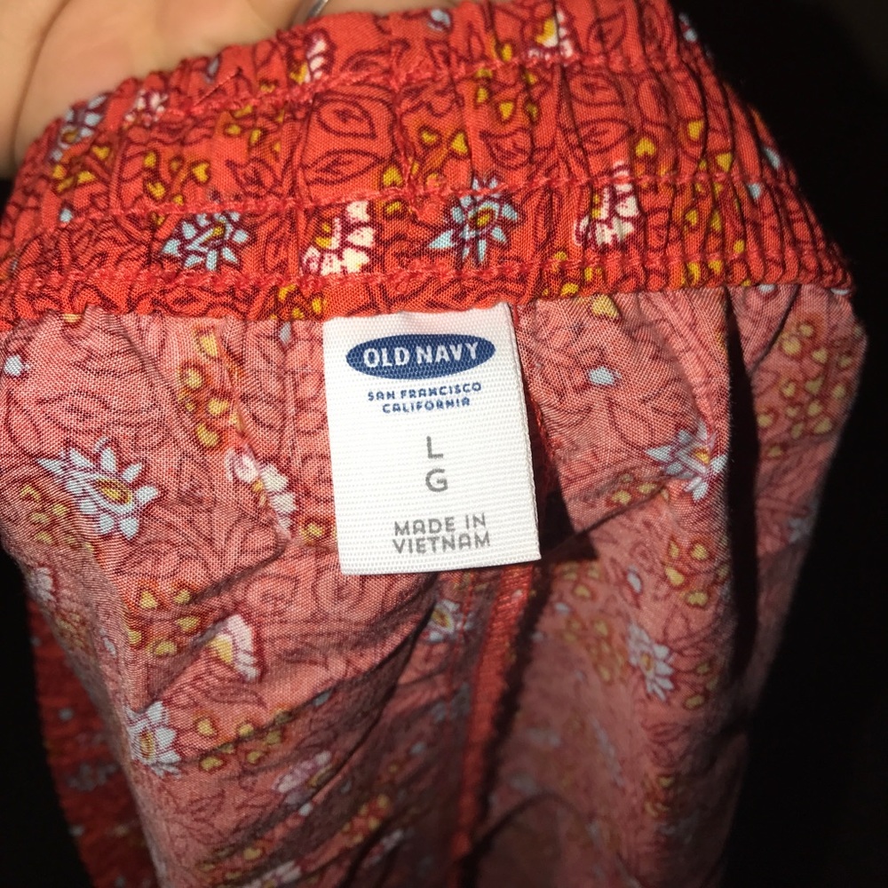 Flow Pattern Shorts - Picture 4 of 4