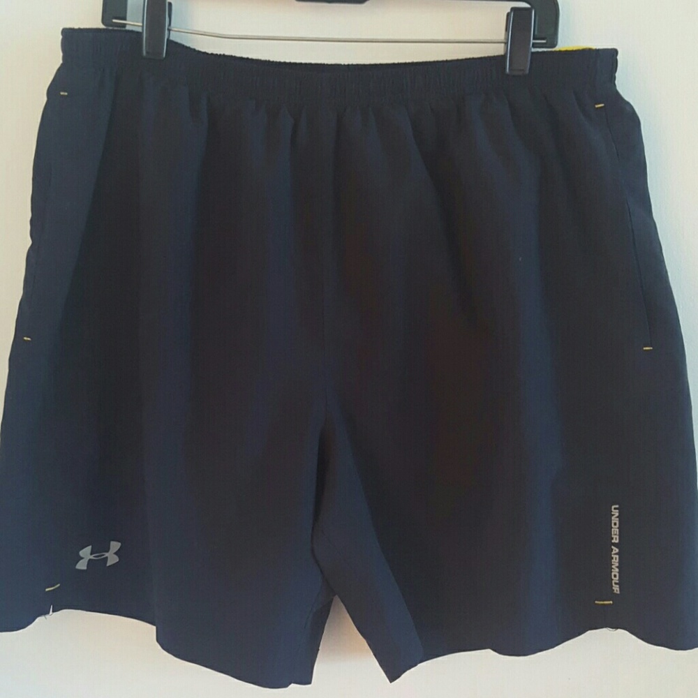 Underarmor shorts