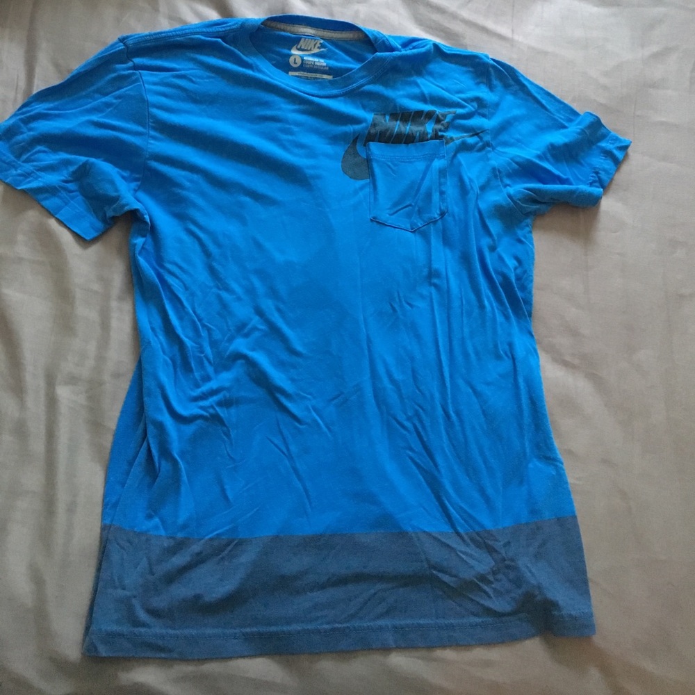 Nike Regular Fit Shirt