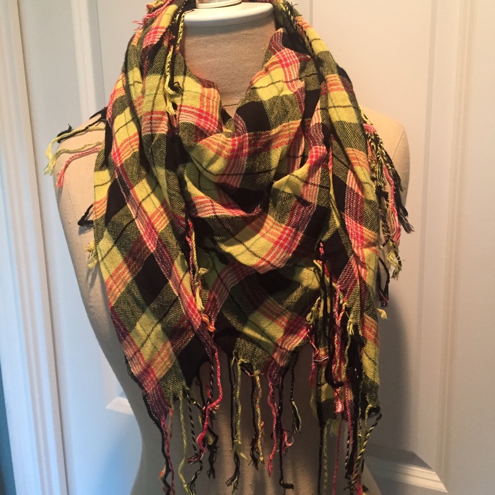 Plaid scarf