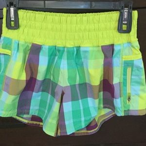 Lululemon tracker shorts size 6