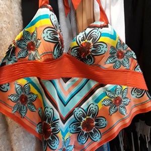 Floral bebe halter top