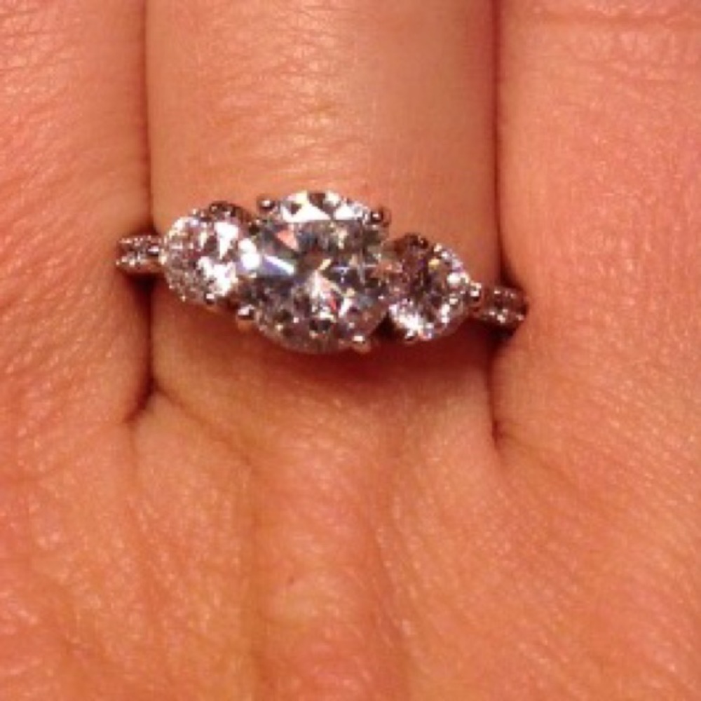 Beautiful three stone CZ ring - Size 7