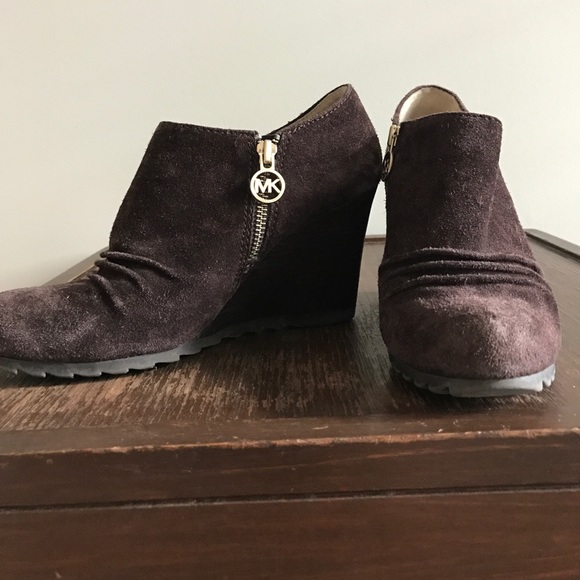 Michael Kors suede wedges - Picture 1 of 2